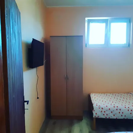 Vilanatalija Pansion, Frühstückspension Apatin